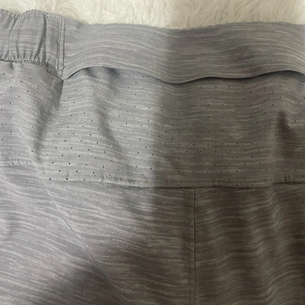 Lululemon Gray men’s Shorts